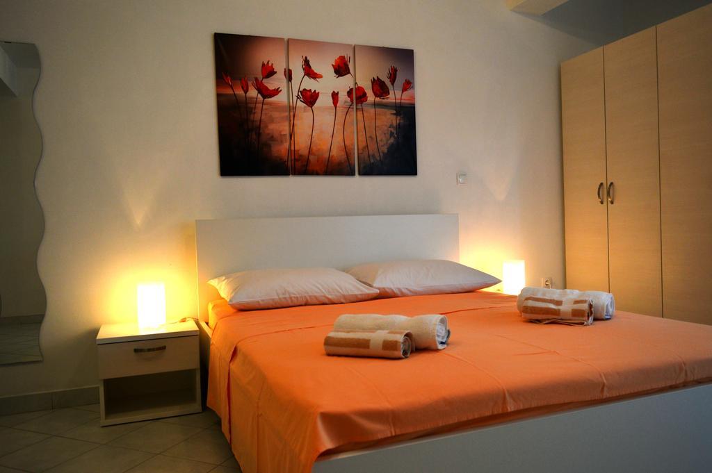Permarinus Apartments Подстрана Екстер'єр фото
